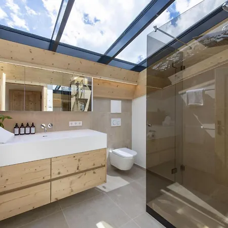 4br Penthouse Indoor Pool&spa - What'app - 0034-635-518-216 - For Reservations!! Διαμέρισμα Lech am Arlberg